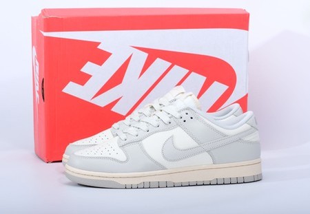 NIKE Dunk Low Light Bone SIZE: 36-47.5