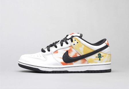 Nike SB Dunk Low Roswell Raygun Tie-Dye White 40-47.5