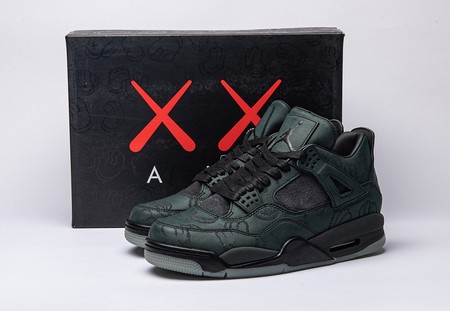 Jordan 4 Retro Kaws Black 930155-001 Size 40-46