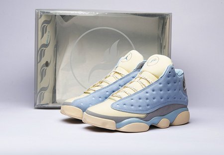 AIR JORDAN 13 DX5763-100 Size 40-47.5